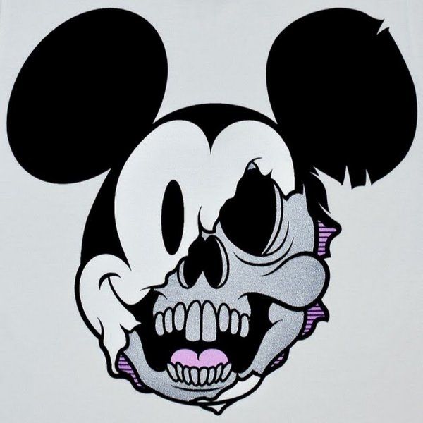 Микки Маус черно белый злой