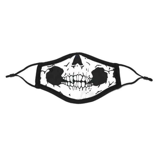 Череп в медицинской маске