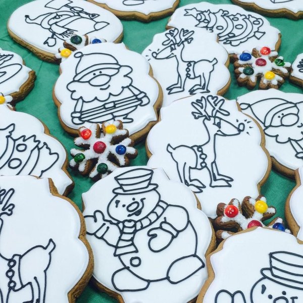 Раскрашивание имбирных пряников