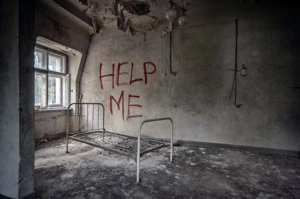 Комната в ЗАБРОШКЕ