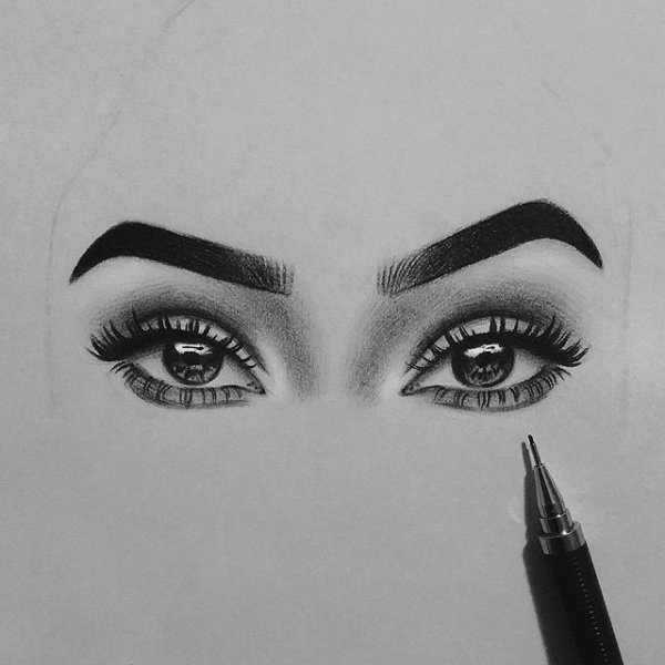 Рисование глаз и бровей