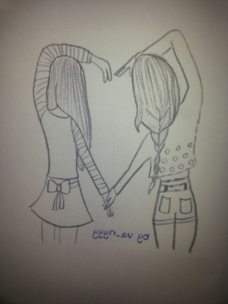 Подруги карандашом