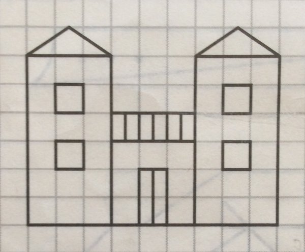 Домик по клеточкам в тетради