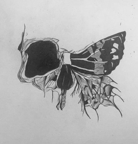 Готический рисунок с бабочкой