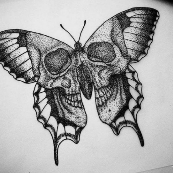 Татуировка Бражник мертвая голова