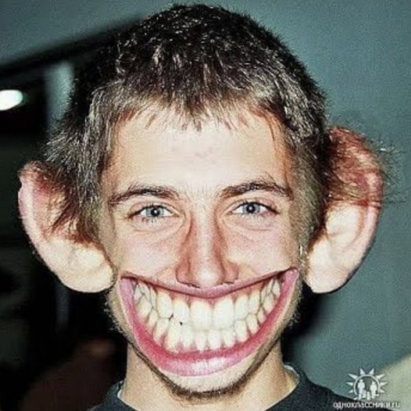 Аниме парень плачет кровью