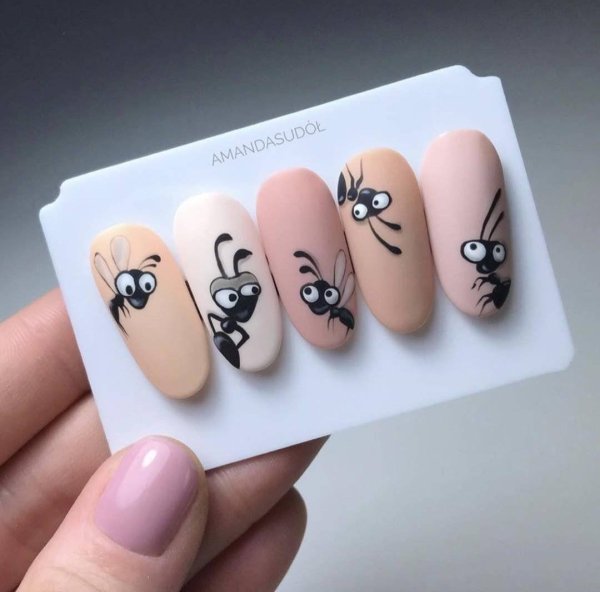 Маникюр с животными