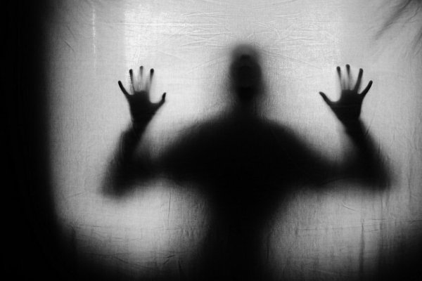 Страх силуэт
