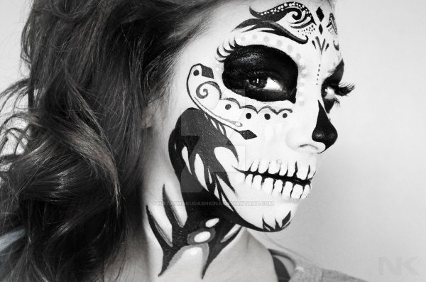 Разрисованное лицо