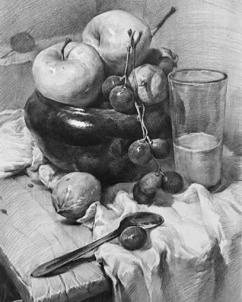 Учебный натюрморт карандашом