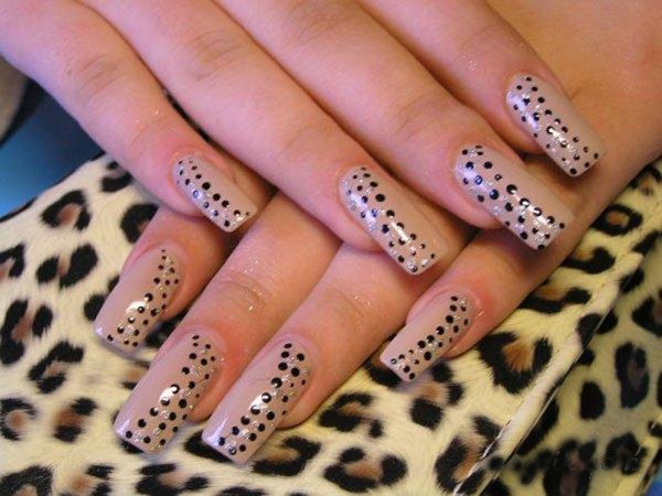 Простые рисунки на ногтях