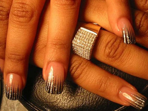 Простое наращивание ногтей