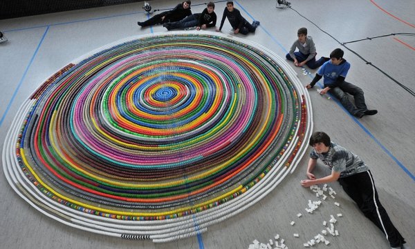 Самая большая картина в мире книга рекордов Гиннесса