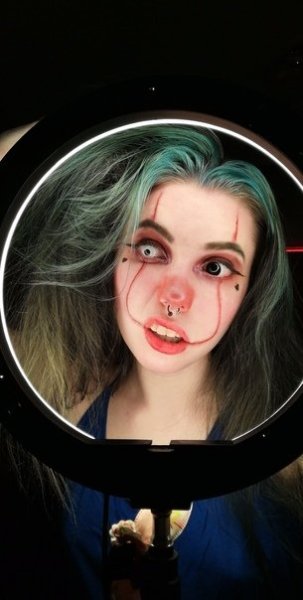 Грустный Микки Маус