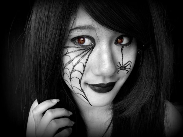 Разрисованное лицо