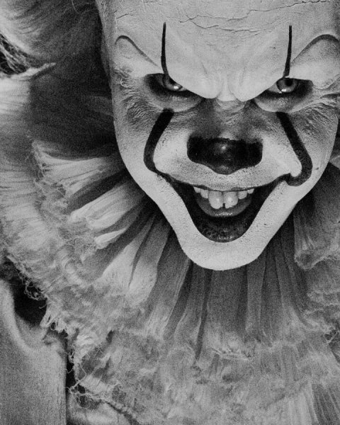 Жуткий черно белый арт