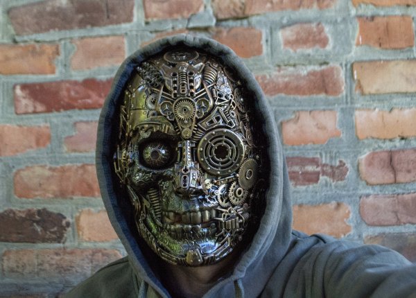 Гоуст без маски