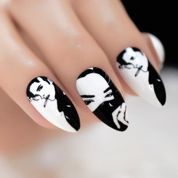 Ногти черно белые