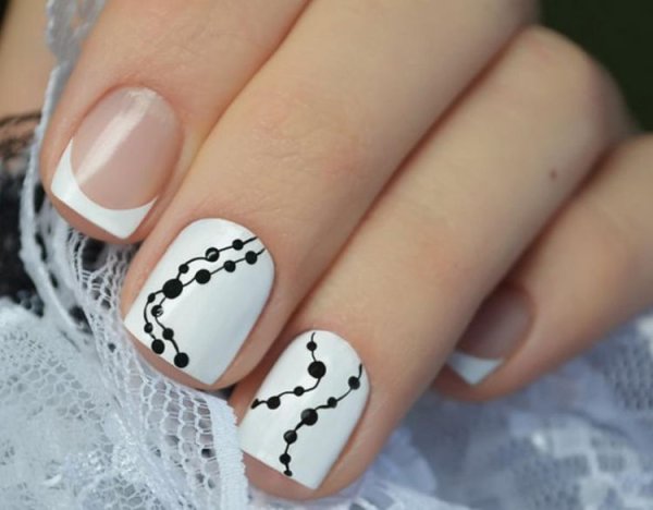 Чёрно-белый маникюр для начинающих