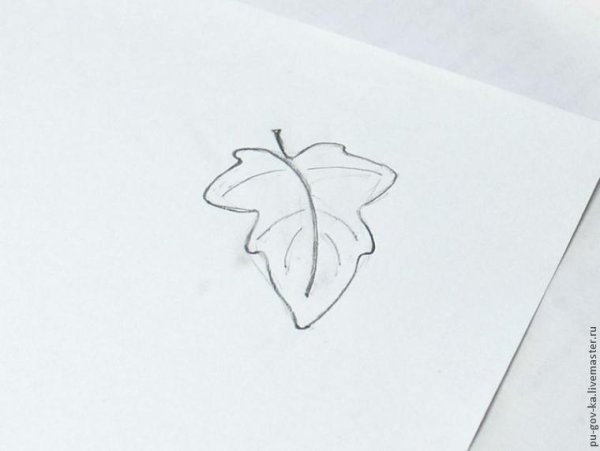 Лист трафарет для брошки