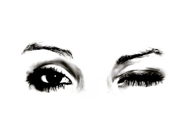 Глаз черно белый