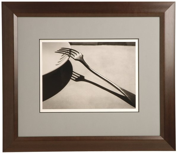 Картина в черной раме