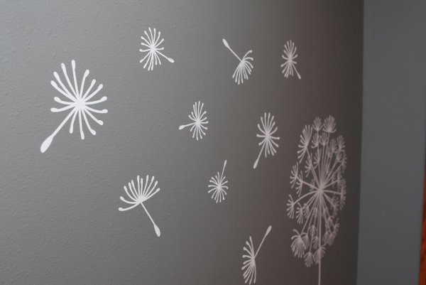 Трафарет одуванчика на стену
