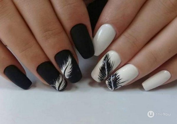 Ногти чёрные с белым