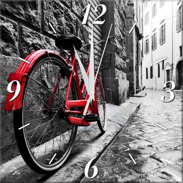 Черно белые с цветными элементами