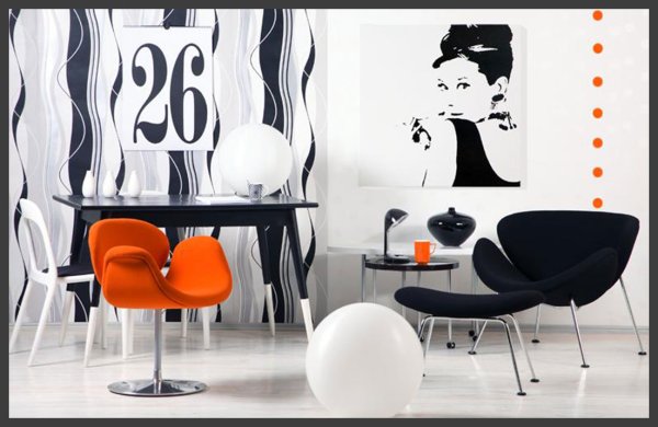 Божья коровка черно белая