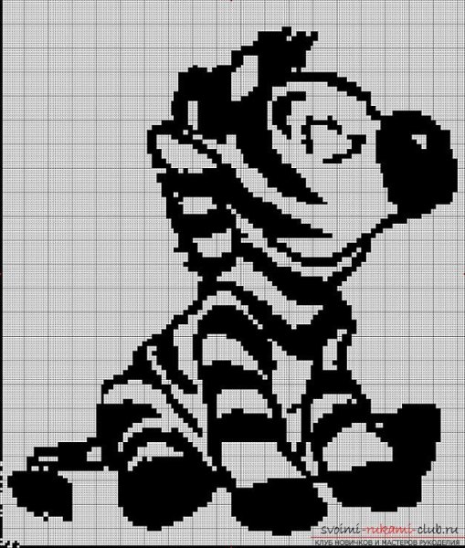 Черно-белая вышивка крестом