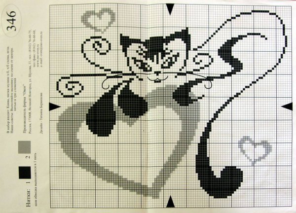 Монохромная вышивка кошки