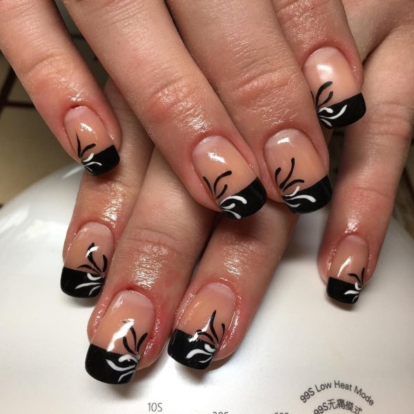 Черно белый френч