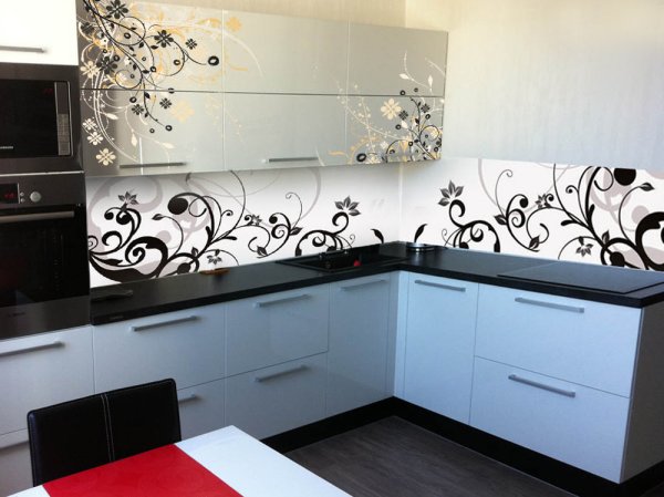 Фартук для черно белой кухни