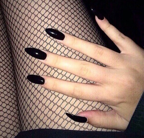 Длинные чёрные ногти Эстетика