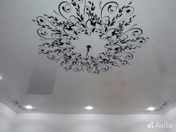 Подвесные потолки с узорами