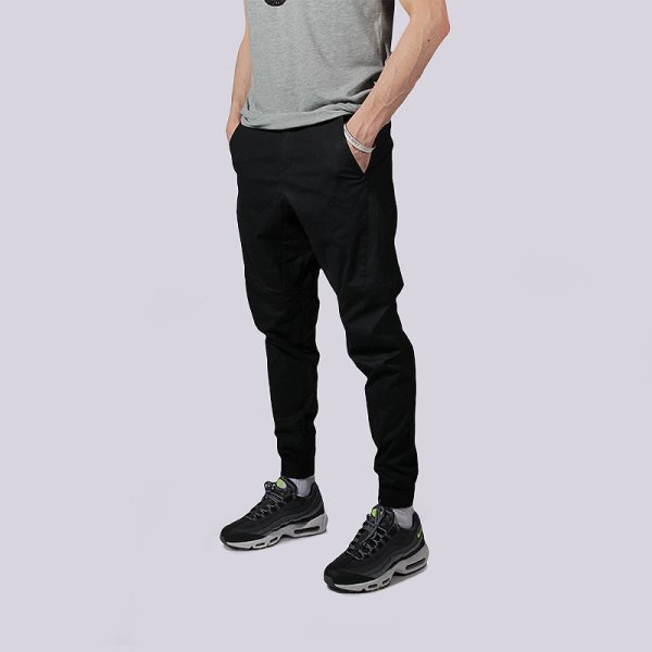 Nike bonded Jogger