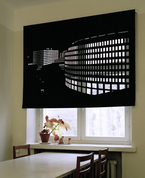 Перфорированные рулонные жалюзи на пластиковые окна