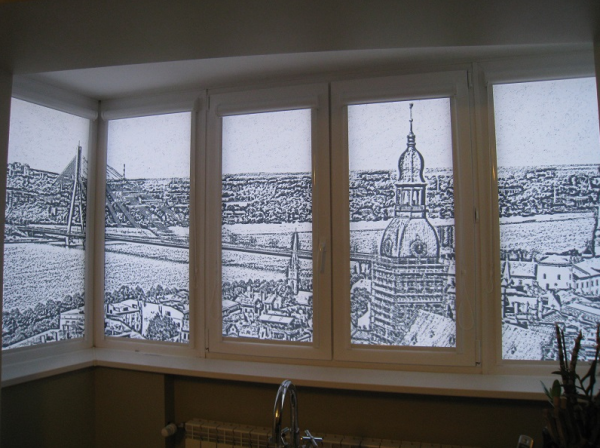 Жалюзи на пластиковые окна рулонные с рисунком