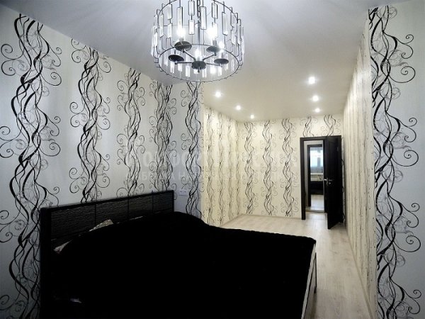 Комната в чёрно белом стиле