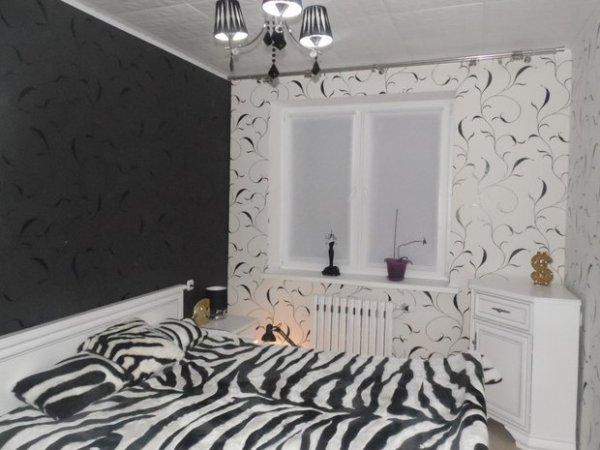 Спальня в черно белых тонах