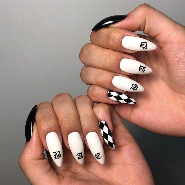 Черно белый маникюр на длинные ногти