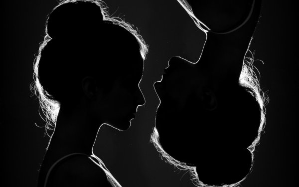 Силуэт в тени