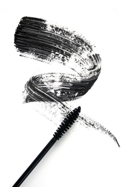 Тушь для ресниц мазки