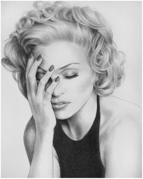 Карандашный портрет блондинки