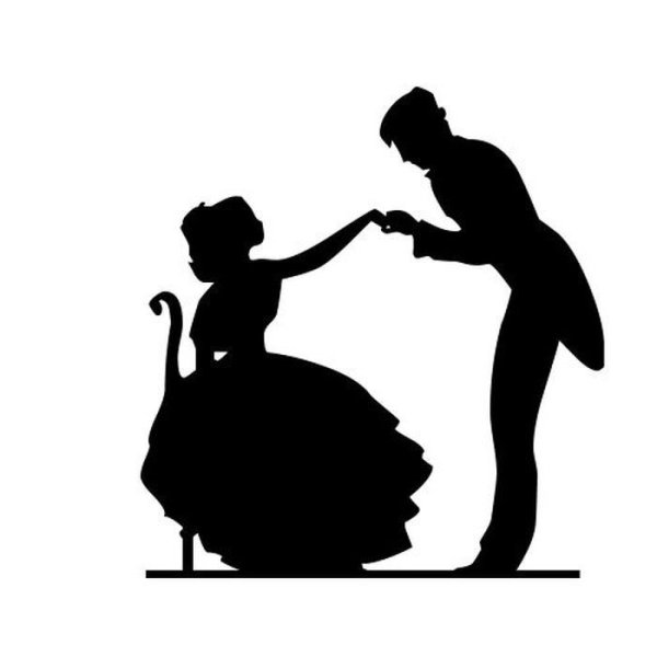 Силуэты людей на балу