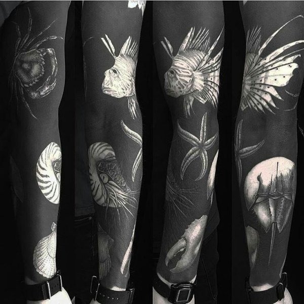 Тату в стиле блэкворк