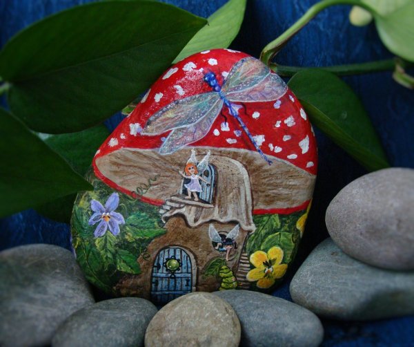 Рисование на камнях персонажи