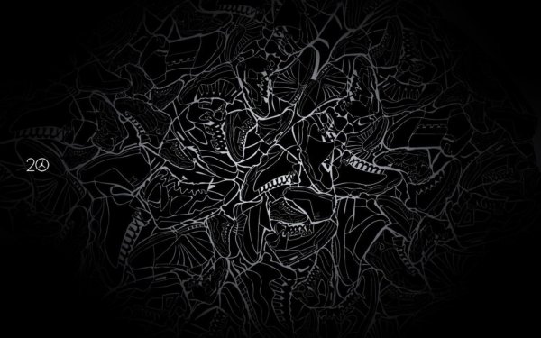 Черное на черном фоне