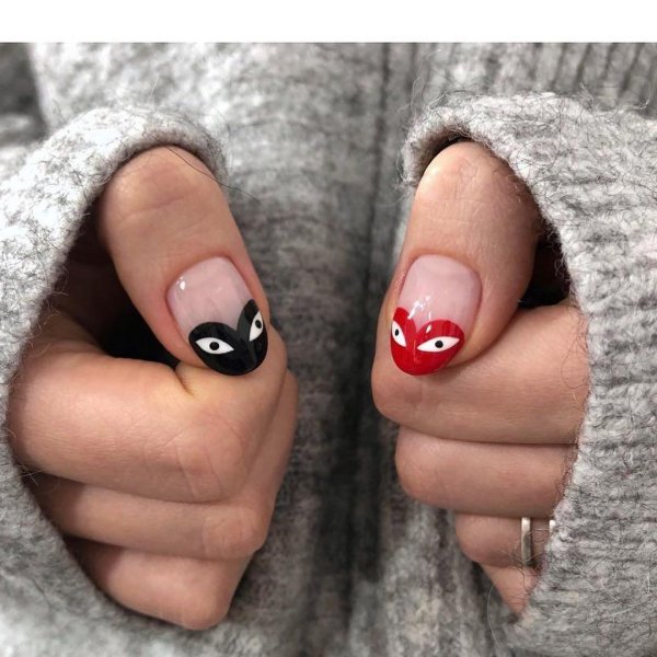 Маникюр на большом пальце